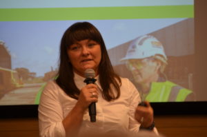Zatrudniamy ludzi czy pracowników? - Kathy Bunce